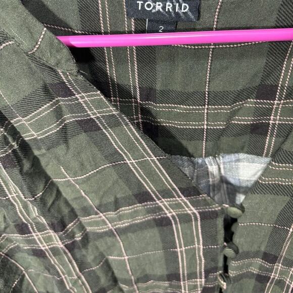 Torrid Plus Size Green Plaid V-Neck Babydoll Blouse Long Sleeve Casual Women - Picture 5 of 5